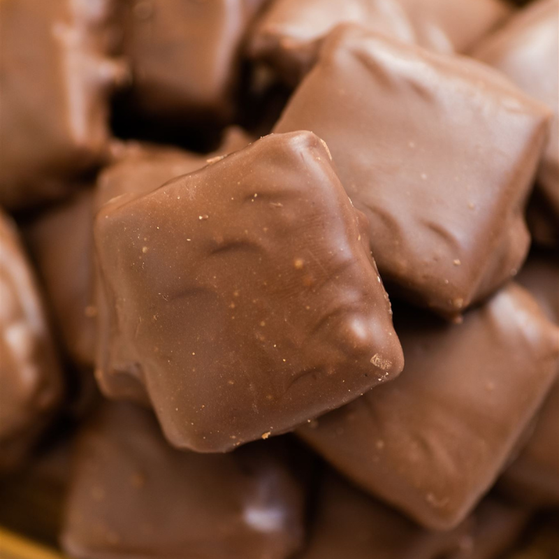 ALMOND TOFFEE MILK CHOCOLATE